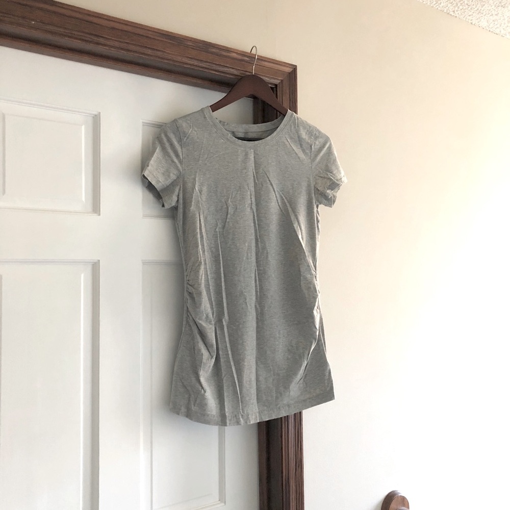 Maternity t shirt